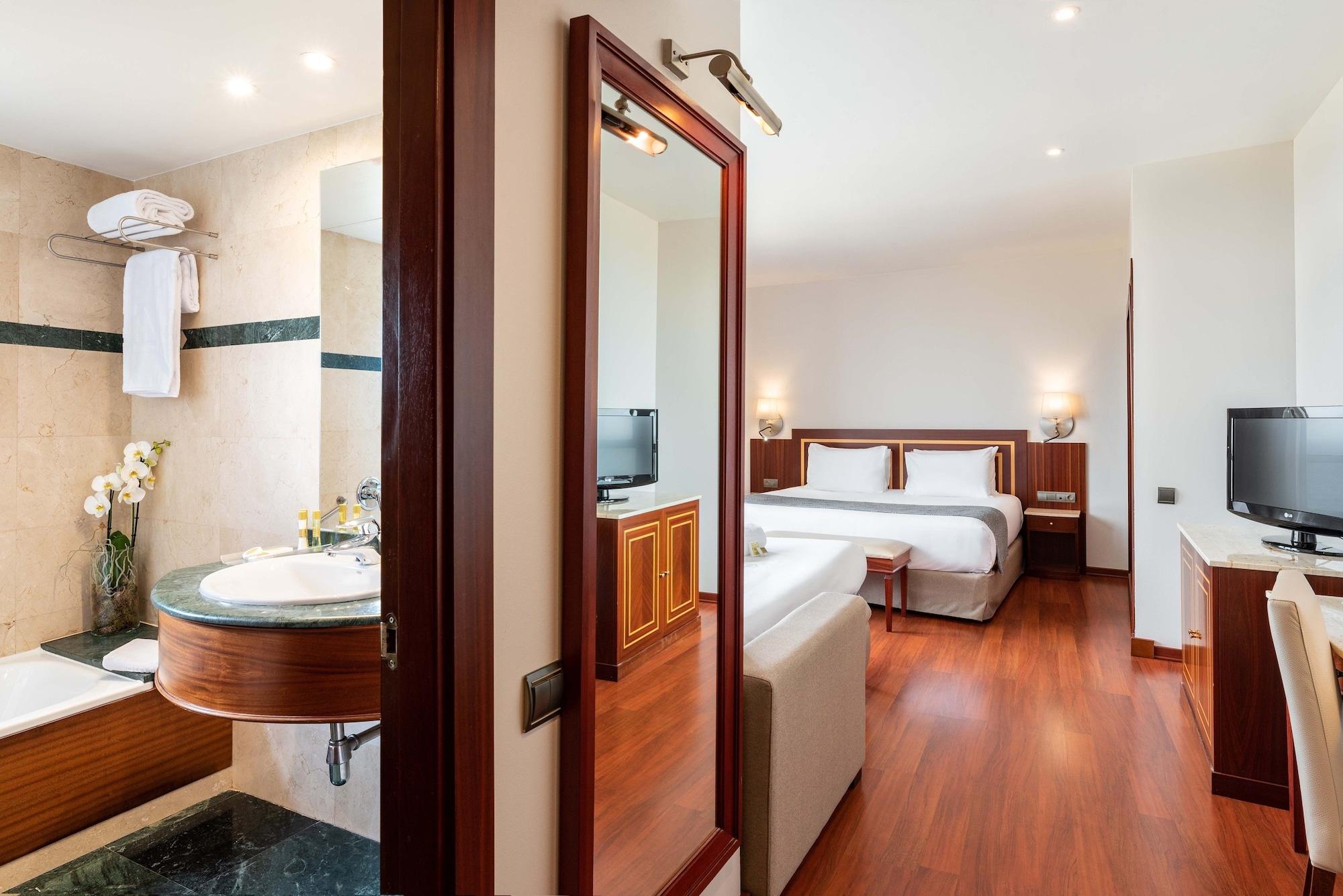Eurostars Ciudad De Hotel 4*