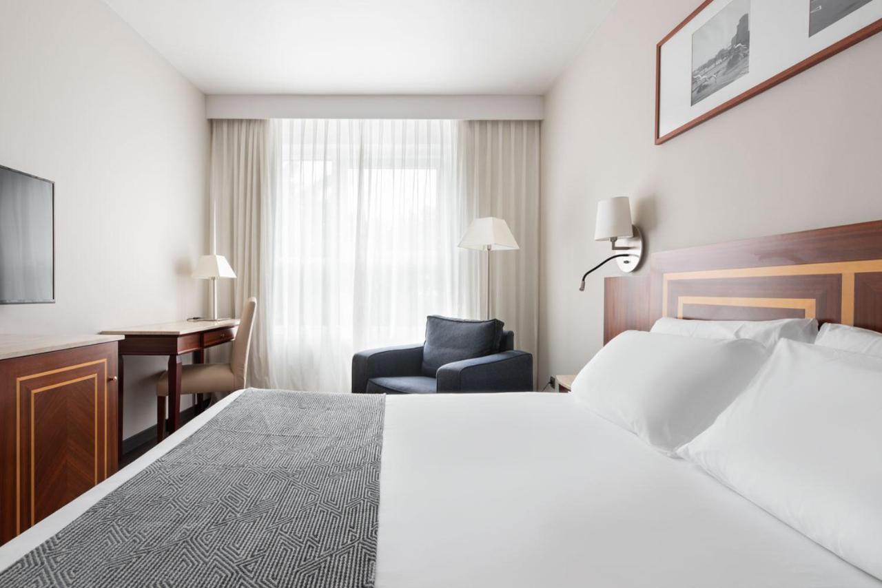 Hotel Eurostars Ciudad De 4*